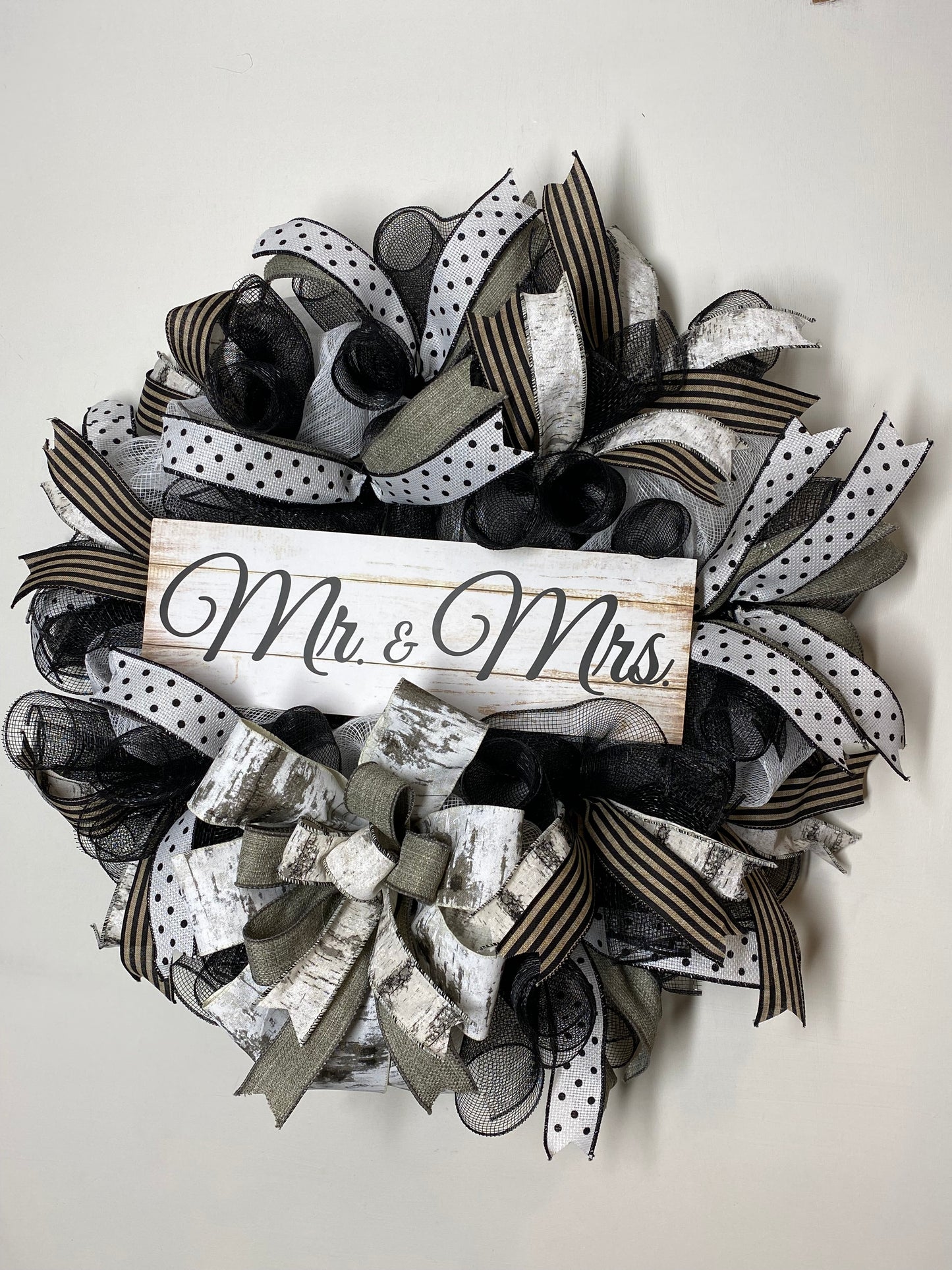 Mr & Mrs wreath