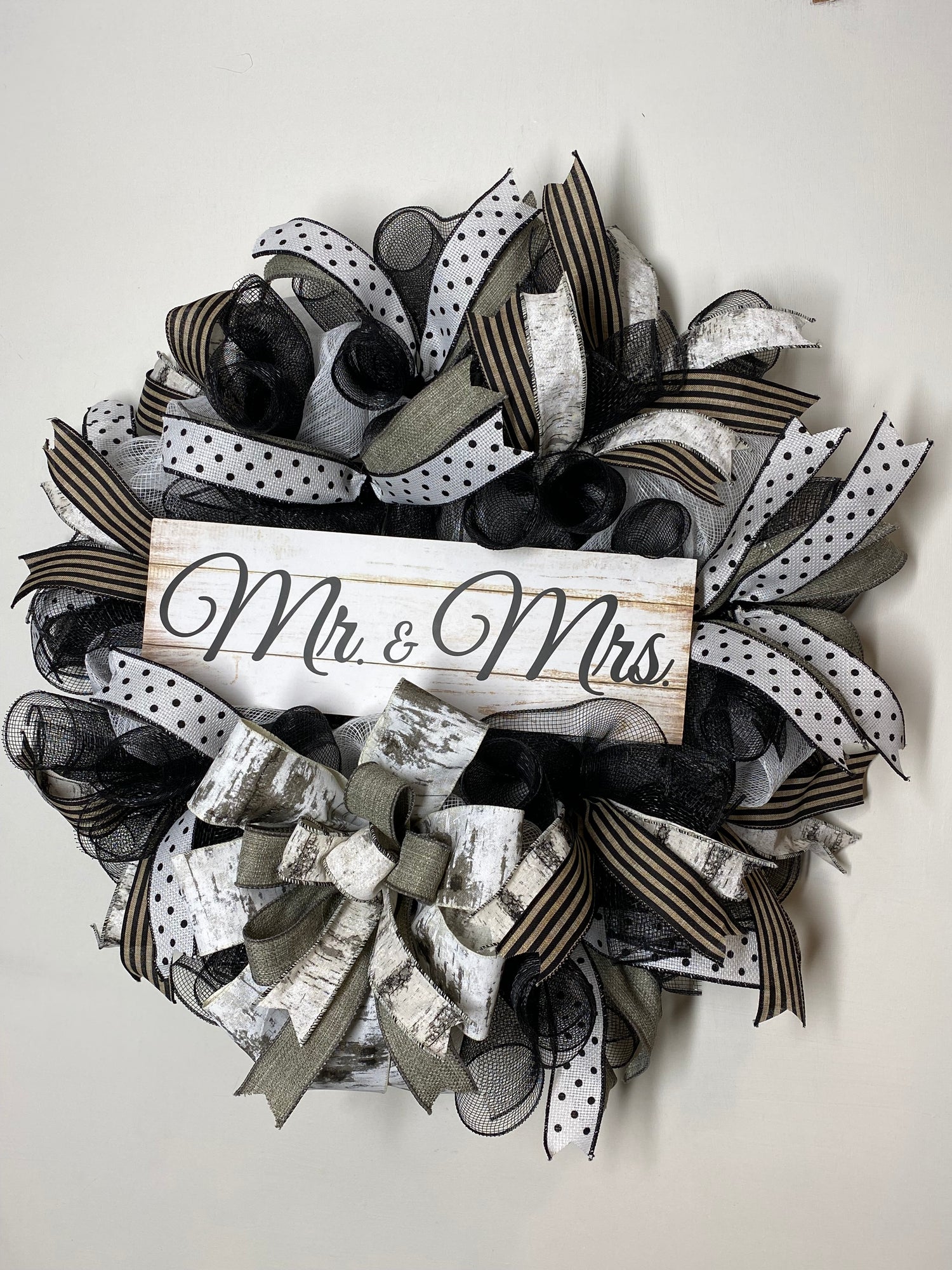 Mr & Mrs wreath