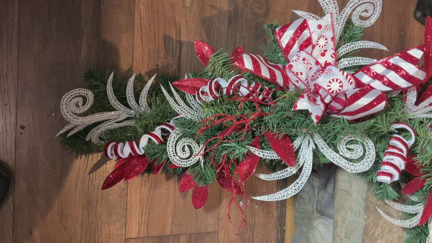 Christmas red and white garland